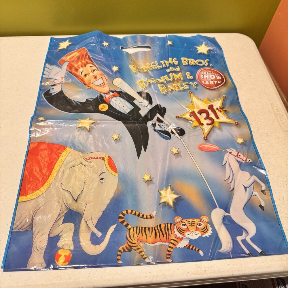 Ringling Brothers and Barnum & Bailey Circus Large Plastic Souvenir Bag Vtg 2000